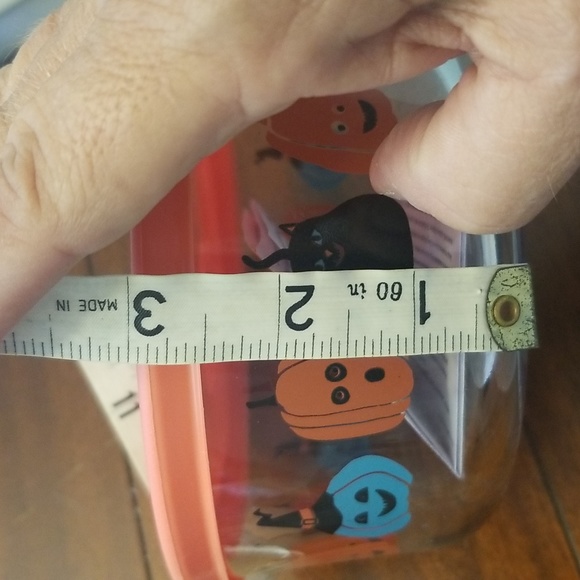 New Anchor Hocking Halloween storage bowl with lid. - Picture 5 of 5